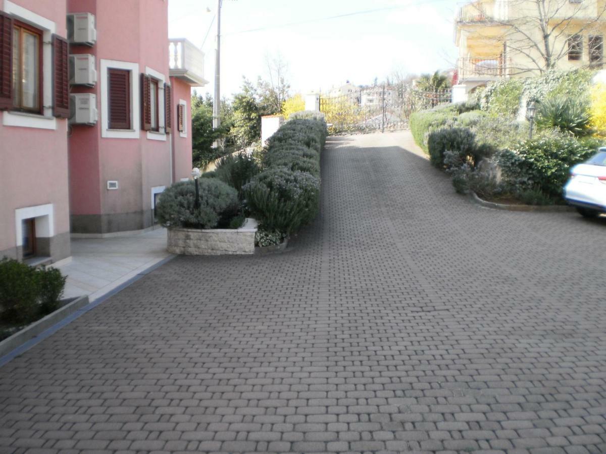 Apartman Lavanda - Villa Antonio Opatija Buitenkant foto